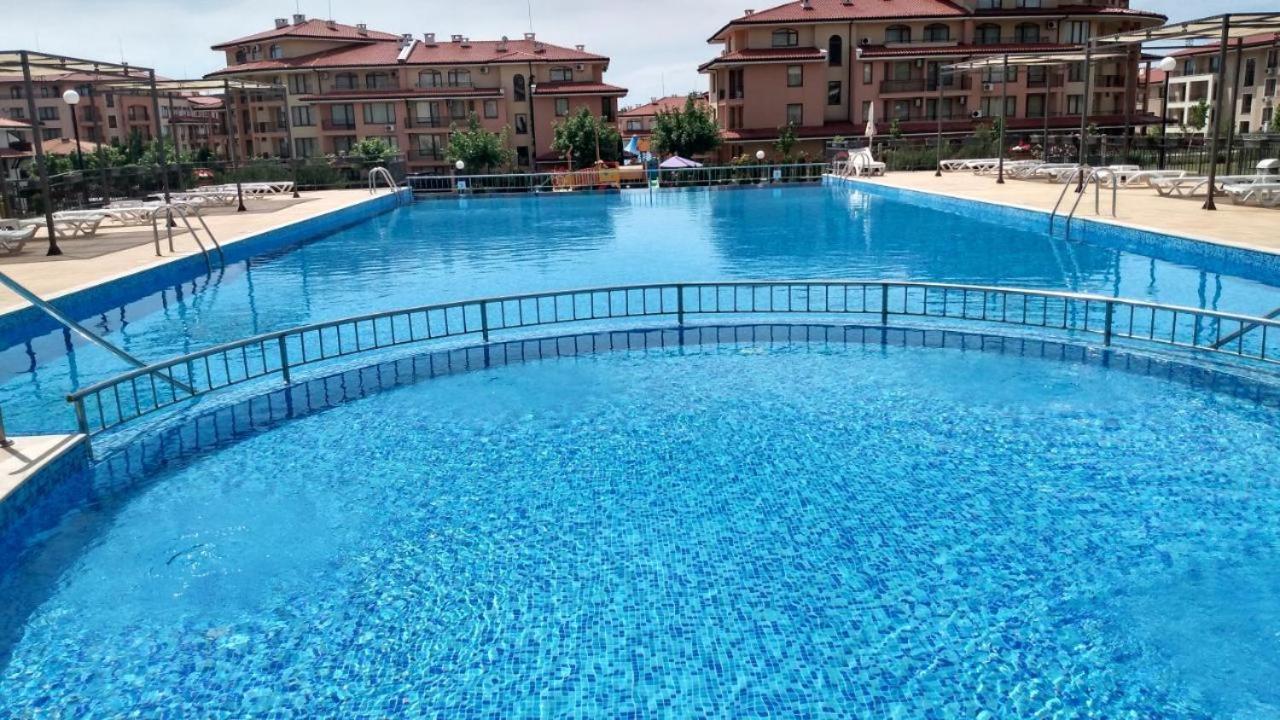 Charming Studio In Sorrento Sole Mare Sveti Vlas Luaran gambar